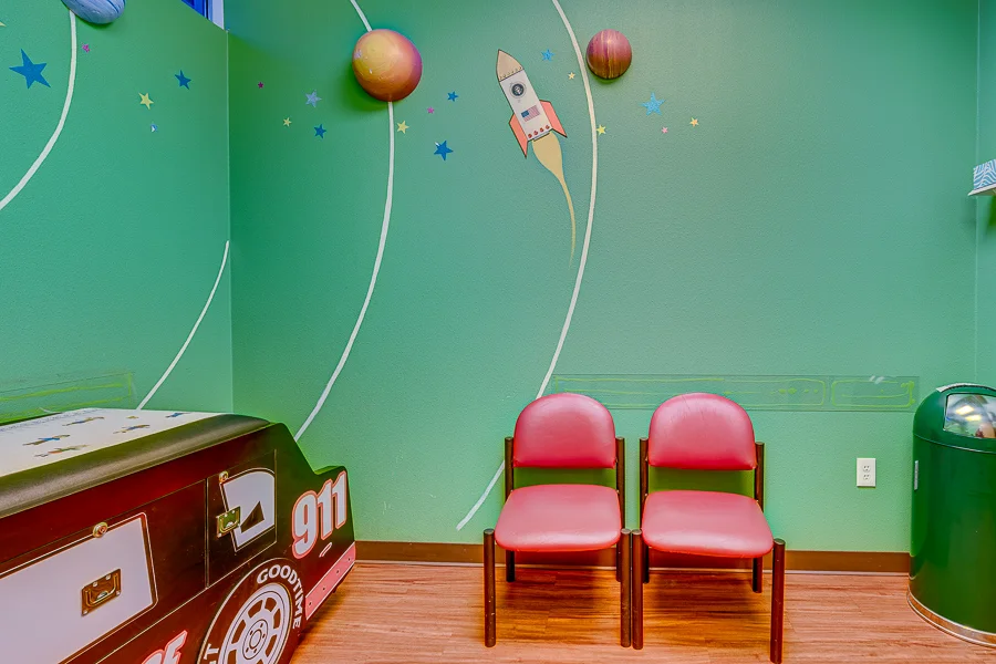 Sunrise Pediatrics Smoke Ranch office photo