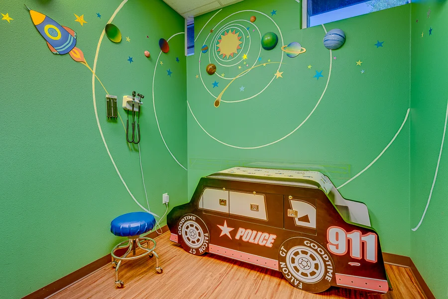 Sunrise Pediatrics Smoke Ranch office photo