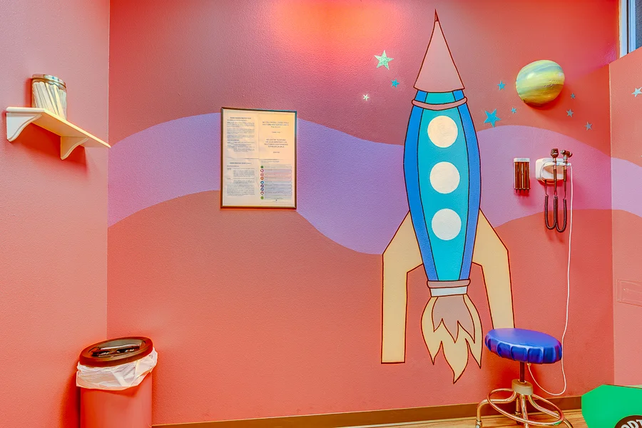 Sunrise Pediatrics Smoke Ranch office photo